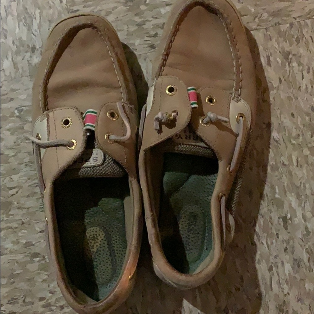 Used sperry shoes